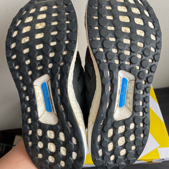 ‼️SOLD‼️Ultraboost W 6.5 - Picture 4 of 5